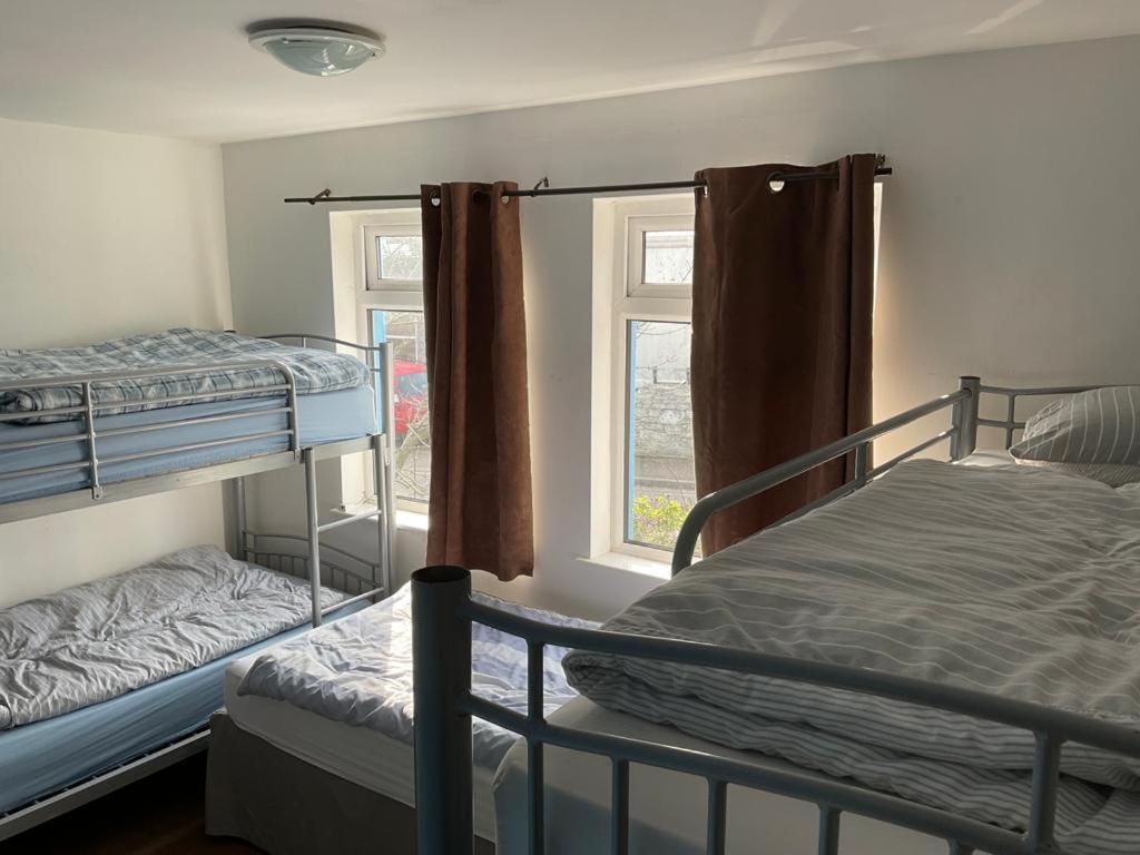 Blue Newquay Hostel